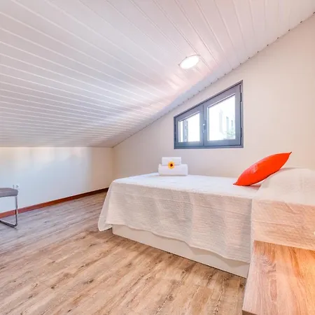 North Coast View House *