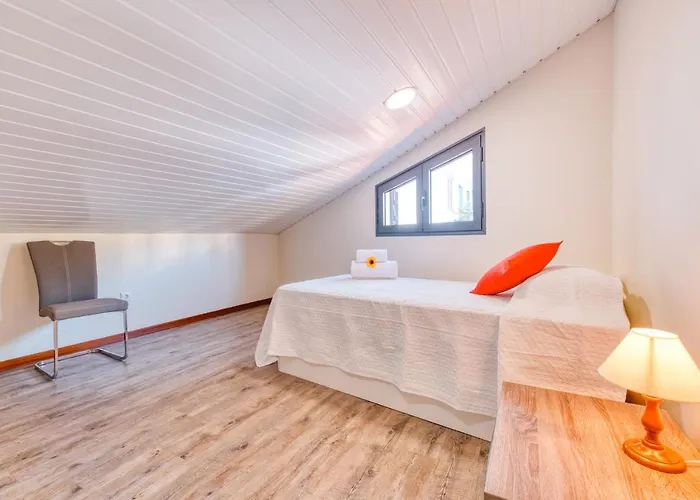 North Coast View House *